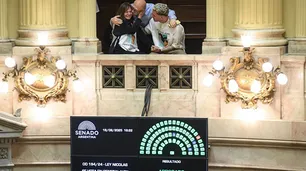 Carmen Álvarez Rivero fue la única senadora que votó contra la "Ley Nicolás"