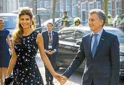 La ruta del look Awada: qué hace con los vestidos que usa en los viajes oficiales