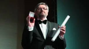 Documentalista ganador en Cannes, recibe su honoris causa en el festival de cine de la UBA