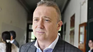 Andrés Gil Domínguez: "Los delitos de odio están penados por la ley"