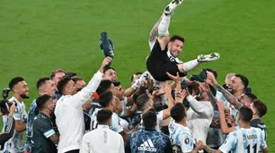 Tres municipios bonaerenses declararon asueto por el debut de Argentina en el Mundial de Qatar