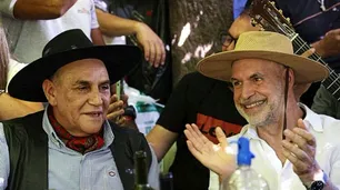 Del surf a las sierras: Rodríguez Larreta se animó a cantar con el 'Chaqueño' Palavecino en Córdoba