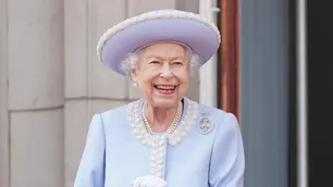 Reina Isabel II, la mujer más retratada de la historia y un ícono del consumo