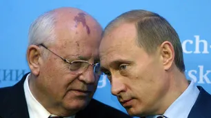 La relación entre el "destacado estadista" Gorbachov y el "arrogante" Vladimir Putin