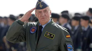 Espía dice que el rey Juan Carlos recibió hormonas femeninas porque su líbido era un "problema de Estado"