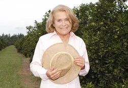 Mónica cumple 80 años y reunirá a ‘su gente’ en San Pedro