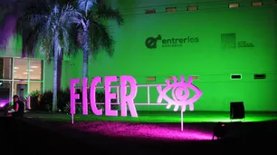 Con la promulgación de una ley de fomento audiovisual y una película comenzó el Festival de Cine de Entre Ríos