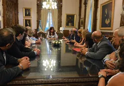 Israel desestimó la ausencia de Cristina: "La Presidenta es una persona muy ocupada"