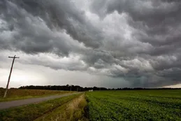 ¿Por qué las últimas tormentas "esquivaron" a la ciudad de Córdoba?