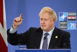 Boris Johnson en terapia intensiva: recibió oxígeno pero no utiliza respirador