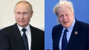 Vladimir Putin respondió a las chicanas de Boris Johnson por sus fotos sin camisa: "Hay que dejar el abuso del alcohol"