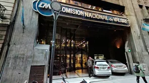 Dólar caliente: limitan las tenencias en divisas de los fondos de inversión