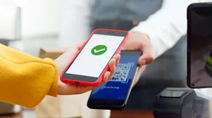 Pagos con QR: el BCRA prorrogó la interoperabilidad para tarjetas de crédito y billeteras virtuales