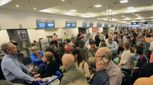 Cinco gremios aeronáuticos protestarán contra las 367 suspensiones en Aerolíneas
