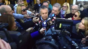 Alfredo Cornejo impone a su delfín y el kirchnerismo gana la interna del PJ