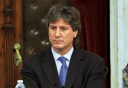 Piden elevar a juicio oral la causa de Boudou por el auto "trucho"