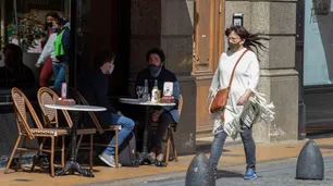Cámera: "Es más importante el uso de barbijo que la tercera dosis"
