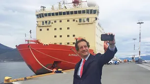Pesce, el 'rompehielos' de la economía que abarata el crédito y vuelca pesos a la calle