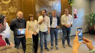 Patricia Bullrich sumó a Mauricio Macri en el tramo final de su campaña y apuesta todo a polarizar con Massa
