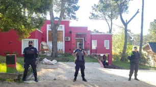 Usurpación en Cariló: allanaron una casa tomada y desalojaron a sus ocupante