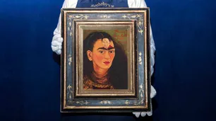 Eduardo Costantini pagó 35 millones de dólares por una obra Frida Kahlo y rompió un récord