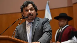 "El charanguito, el bombito...": Roberto Pettinato menospreció al folclore y el gobernador de Salta lo cruzó con todo