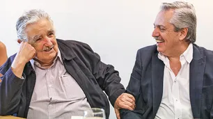 Alberto diseña una transición corta para evitar "cogobernar" con Macri
