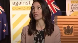 Nueva Zelanda: la reacción de la primera ministra durante un fuerte sismo es envidiable