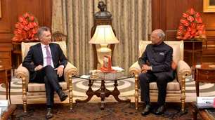 Macri cierra su viaje a la India con una visita a Bombay, centro financiero del país