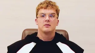 Hayden Davis, el creador de $Libra, lanzó la memecoin Wolf inspirado en el "Lobo de Wall Street" que visitó a Milei