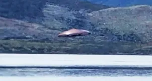 Turistas capturaron imágenes de un OVNI sobre el Canal Beagle en Ushuaia