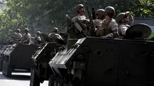 Fuerzas armadas chilenas levantaron el toque de queda en varias regiones del país