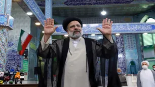 Con alta abstención, Irán eligió presidente al ultraconservador Ebrahim Raisí