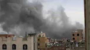 Israel bombardeó la capital de Yemen un día después de su ataque a la cúpula de Hamas en Doha