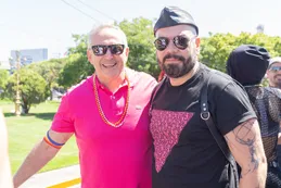 Marc Stanley, embajador de Estados Unidos, hizo del día del orgullo un festejo XL