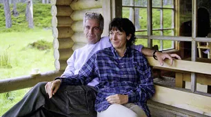 Ghislaine, la millonaria que guarda en prisión los secretos del caso Epstein