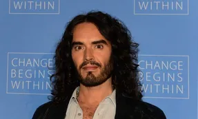 Cinco mujeres acusan de agresiones sexuales al actor Russell Brand