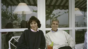 Dos pedófilos en la cabaña real: una foto privada de Epstein y Maxwell escandalizó al Reino Unido