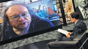 Jaron Lanier: "EE.UU. y Brasil tendrían diferentes presidentes si no existiera Facebook"