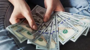 Transacciones financieras: guía completa para pedir préstamos online de manera rápida y segura