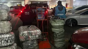 Secuestran mercadería de contrabando valorada en 62 millones de pesos en un garaje Balvanera