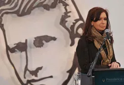 Cristina, más papisa que nunca: "Nadie más permita dividir al pueblo de Dios"