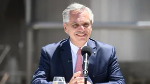 Alberto Fernández y la mesa política: La mejor forma de esconder un elefante