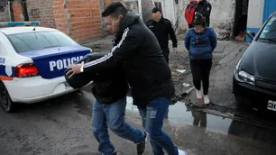 VIDEO | Se metieron en una zona peligrosa por culpa del GPS y los asaltaron