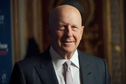 El CEO de Goldman Sachs prevé "cero" recortes de tasas de la Reserva Federal este año