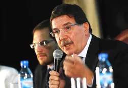 El Gobierno admite "la responsabilidad" por el bajo nivel educativo