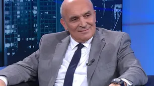 José Luis Espert cruzó a Mauricio Macri por los "diputados traidores": "La política que hacen ustedes es un chiquero de lealtades"