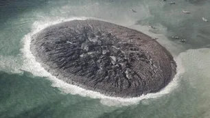 Una isla volcánica desapareció en las aguas del Océano Índico