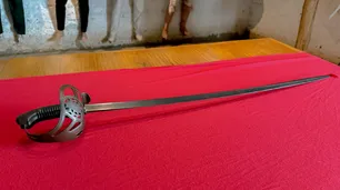 Mendoza: un joven robó un sable histórico del Campo El Plumerillo y terminó detenido