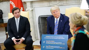 Donald Trump piensa en volver pero hay un gobernador republicano que quiere jubilarlo